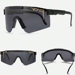 Pit Viper sport cycling sunglasses 😎 perfect for men or women